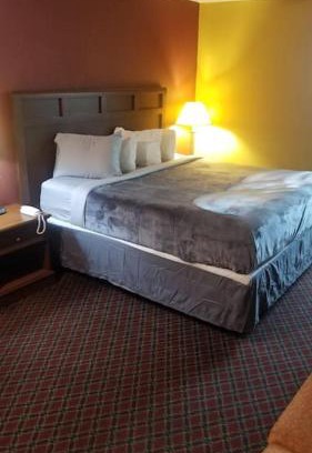 Stillwater Appartement | Hotel King Bed Hotel Room 121 Wi-Fi Booking