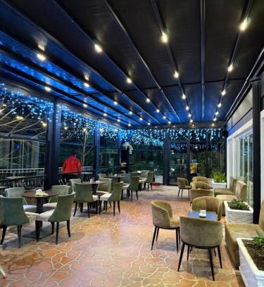 Mullet Hôtel | HOTEL Krokodili