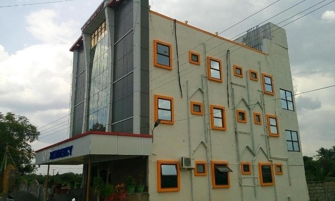 Katpadi Hôtel | Hotel KVS Residency