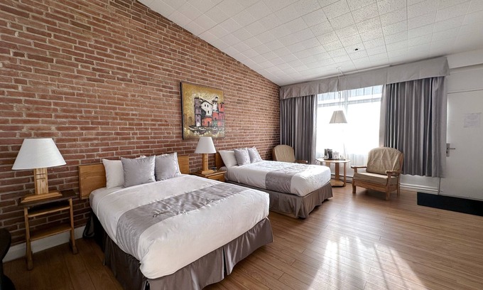 Baie Comeau Hôtel | Hotel La Caravelle