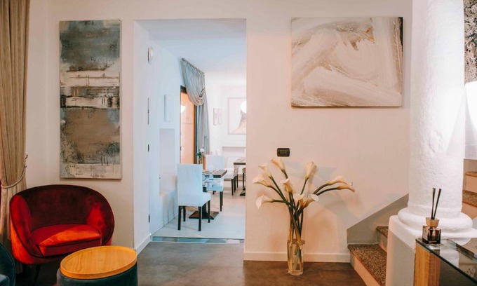 Intra Hôtel | Hotel La Contrada