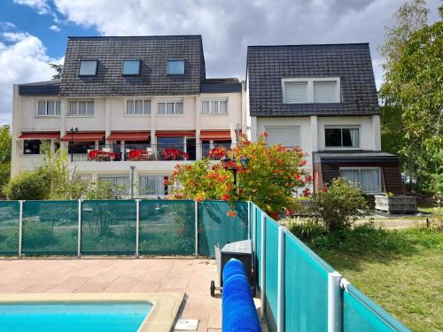 Gennes-Val-de-Loire Hôtel | Hotel La Longue Vue