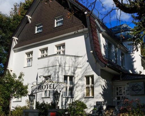 Steglitz-Zehlendorf Maison | Hotel Landhaus Schlachtensee