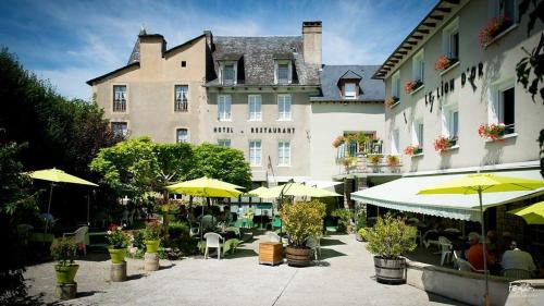 Saint-Geniez-d'Olt Hôtel | Hotel Le Lion d'Or