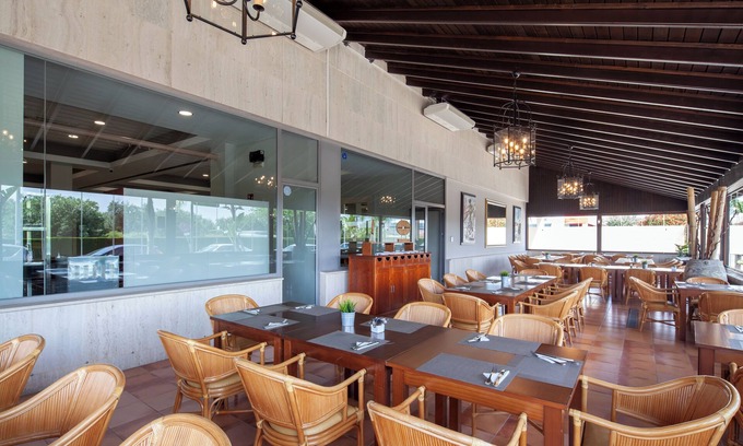 Sanlucar la Mayor Hôtel | Hotel Leflet Sanlúcar