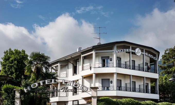Carciano Hôtel | Hotel Lido La Perla Nera