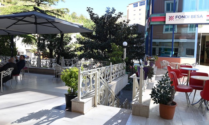 Lezhe Hôtel | Hotel Liss