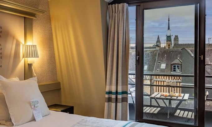 Quartier Vieux Marche-Cathedrale Hôtel | Hotel Litteraire Gustave Flaubert, Signature Collection