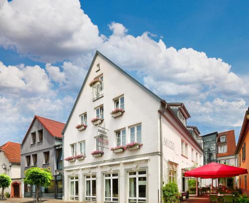 Veitshoechheim Hôtel | Hotel Müller Café & Wein - Mondholzhotel