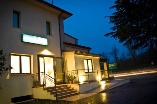 Falciano Hôtel | Hotel Main Street
