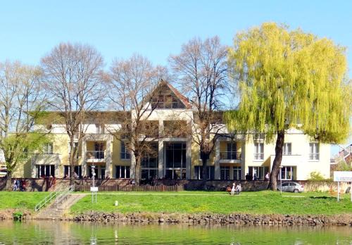 Karlstadt Hôtel | Hotel Mainpromenade *S