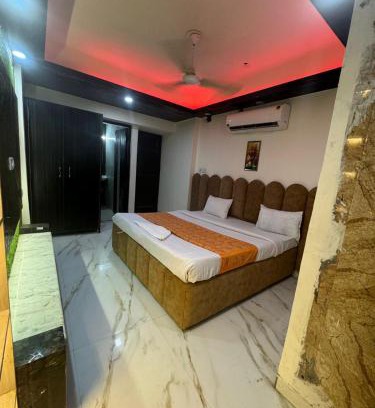 Malviya Nagar Maison | Hotel Malviya Nagar