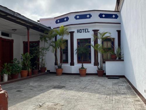 Zona 1 Hôtel | Hotel Malybu
