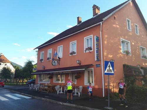 Brod na Kupi Hôtel | Hotel Mance