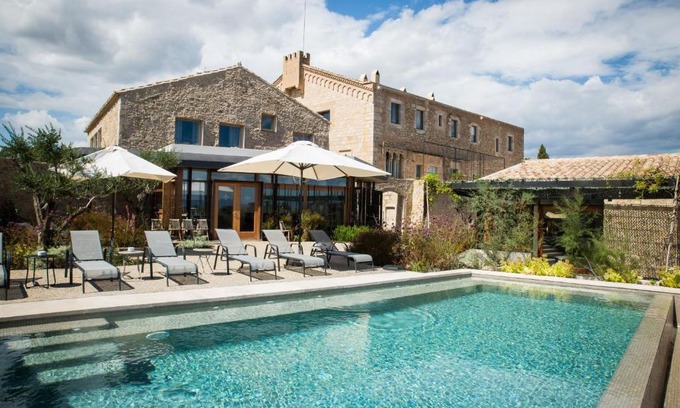 Avinyonet de Puigventos Hôtel | Hotel Mas Bosch 1526