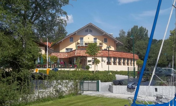 Inning A. Ammersee Hôtel | Hotel Mutz Garni