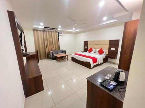 Padrauna Hôtel | Hotel My Best Stay Patiala ! Parking ! Near Bus Stand ! Banquet ! Near Punjabi University ! Couple Friendly