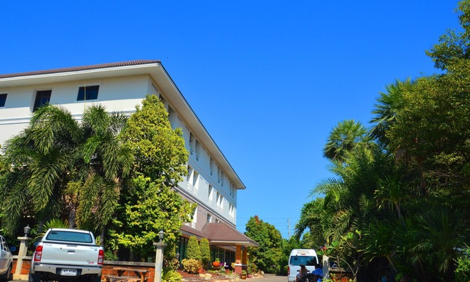 Thap Yao Hôtel | Hôtel près de l'aéroport de Suvarnabhumi, à 15 minutes en voiture. Nous vous servons 24 heures sur 24.
