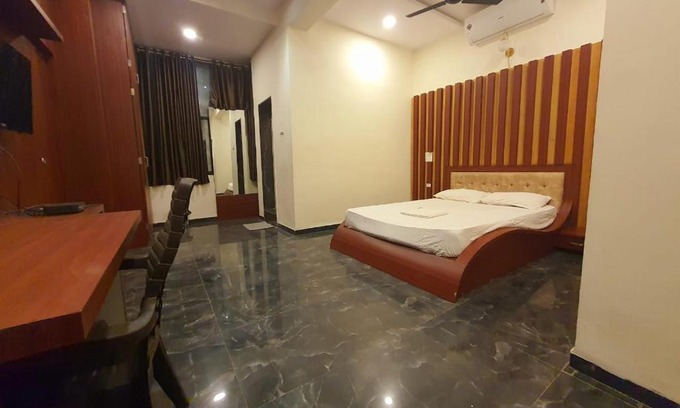 Sangli Hôtel | Hotel Om International, Sangli