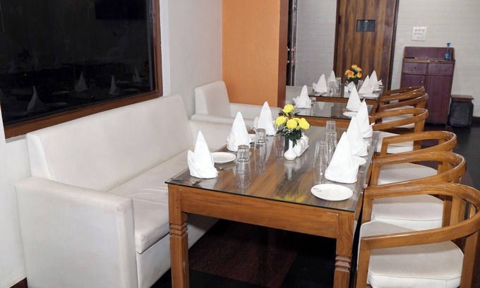 Saharsa Hôtel | Hotel Pardesi Cardo
