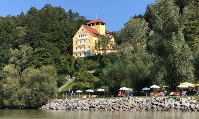 Oberlandshaag Hôtel | Hotel Restaurant Faustschlössl