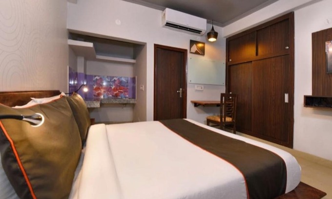 Sector 27 Hôtel | Hotel R R Suites By WB Inn