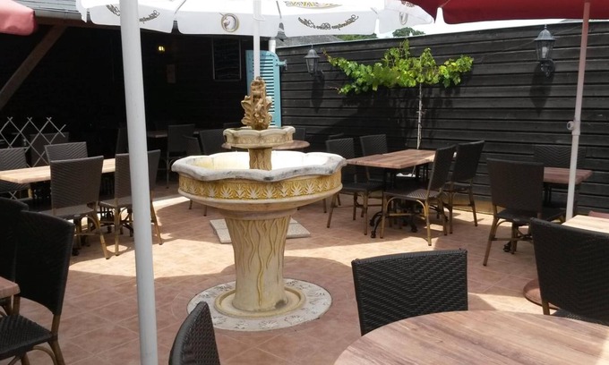 Craon Hôtel | Hotel Restaurant La Crêperie du Château