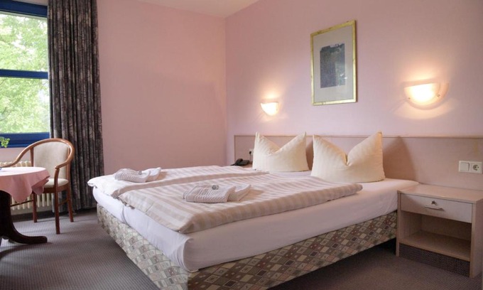 Tiefensee Hôtel | HOTEL-RESTAURANT-SPITZKRUG