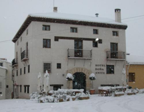 Requena Maison | Hotel Restaurante Doña Anita
