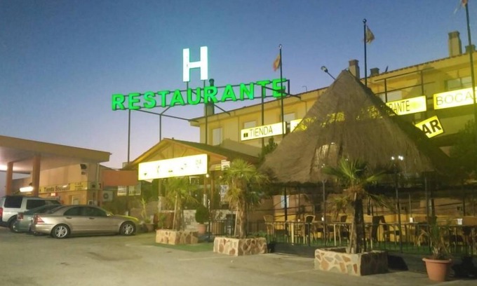 Baul Hôtel | Hotel Restaurante Mirasierra