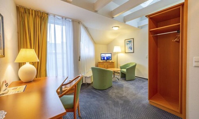 Kritzmow Hôtel | Hotel Rostock West im Kritzmow Park