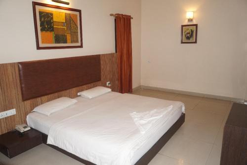 Rudrapur Hôtel | HoTEL RUDRA
