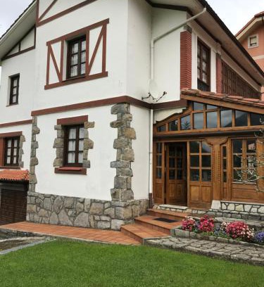 Panes Hôtel | Hotel Rural Villa Elena