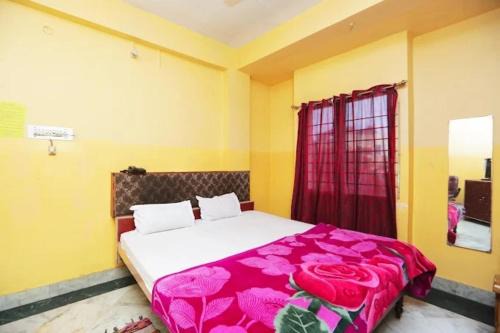 Deoghar Maison | HOTEL S-A-V-I-T-R-I PALACE Near Shree Baba Baidyanath Jyotirlinga - Free Wifi And Parking Facilities - Spacious and Fully Air Conditioned Rooms-Budget Hotel