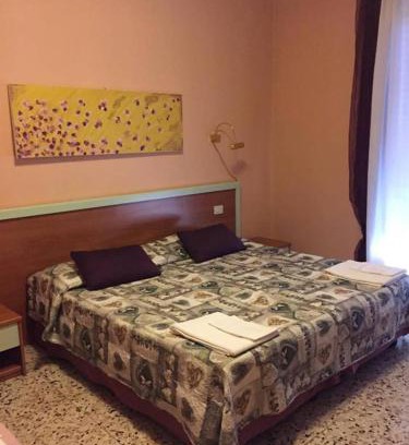 Fidenza Hôtel | Hotel San Donnino
