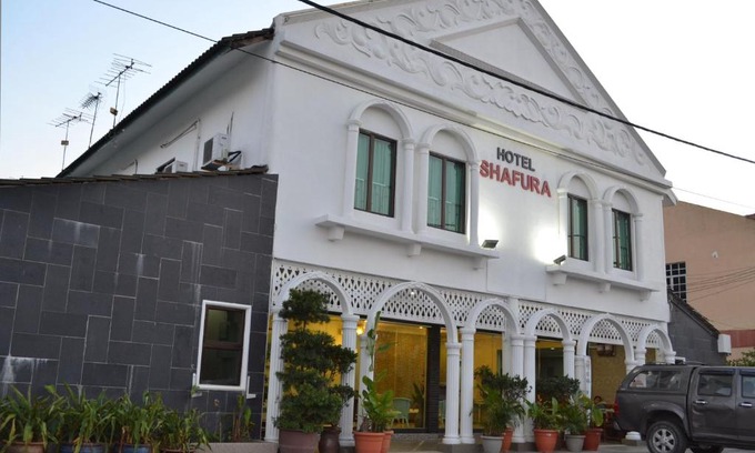 Kampung Gong Pauh Hôtel | HOTEL SHAFURA 1