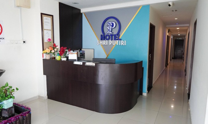 Pasir Gudang Hôtel | Hotel Shri Putiri