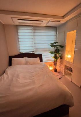 Seocho-dong Appartement | # Hotel Style # Cozy # Gangnam Plastic # Super Station Area # High-rise City View # Airport Bus # Comfort in the City # Gangnam-daero # Chromecast