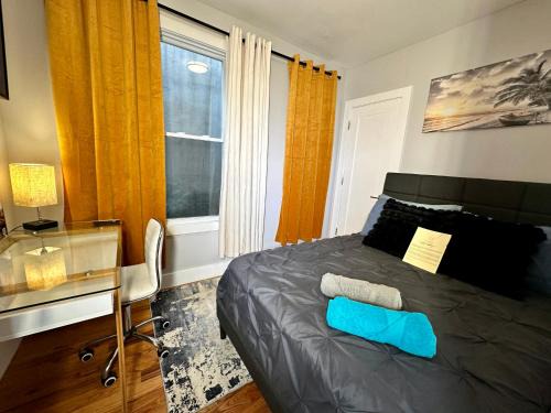 McGinley Square Maison | Hotel-Style, No Host, Professionally Managed ID265