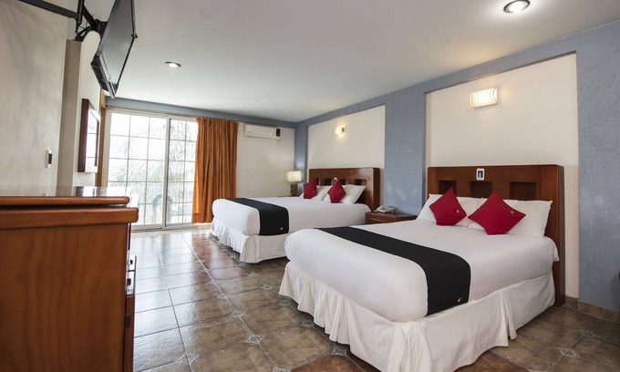 Irapuato Hôtel | Hotel Suites de Reyes