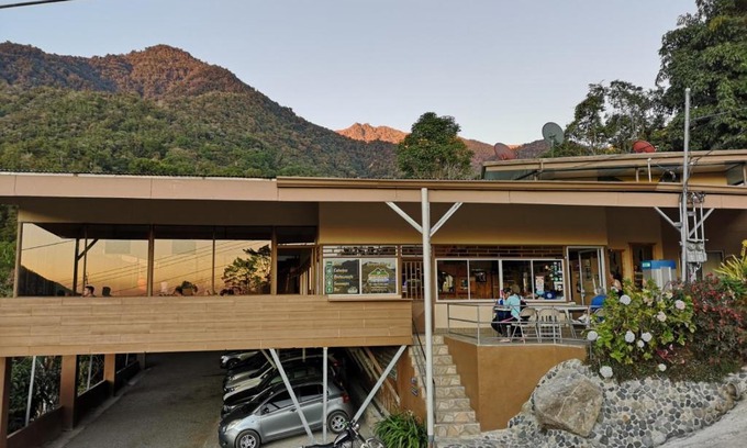 Rivas Hôtel | Hotel Uran