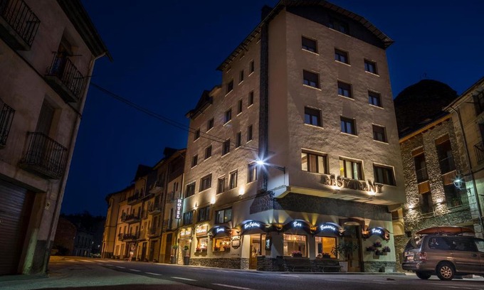 Rialp Hôtel | Hotel Victor