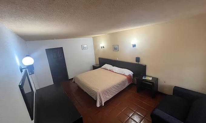 Morelia Hôtel | Hotel Villa Capri, 1 cama triple 4 Huéspedes