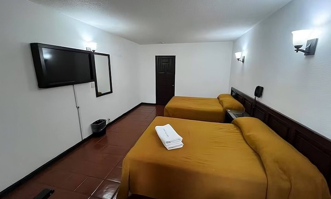 Morelia Hôtel | Hotel Villa Capri, 2 camas dobles 4 Huéspedes