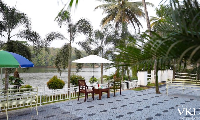 Kuttampuzha Station Balnéaire | HOTEL VKJ INTERNATIONAL