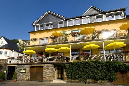 Burg Hôtel | Hotel Weinhaus Moselblick