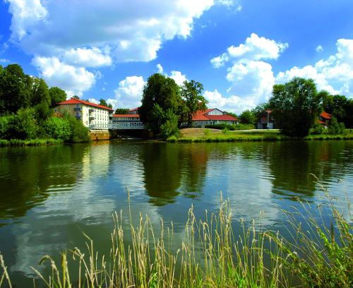 Nienburg/Weser Hôtel | Hotel Weserschlösschen