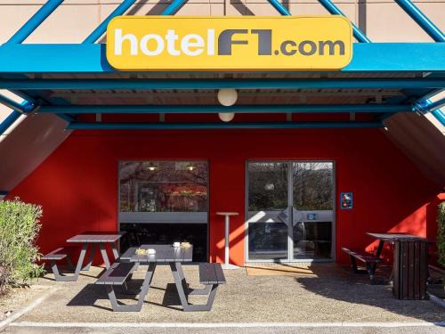 Saulaie - Claveliere Hôtel | hotelF1 Lyon Sud Oullins Rénové