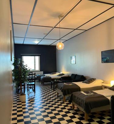 Karsamaki Hôtel | Hotelli Keskipiste