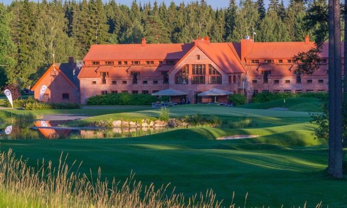 Hakumaki Hôtel | Hotelli Vanajanlinna